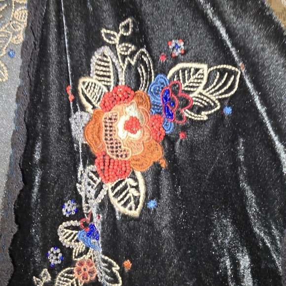 Flying Tomato Blouse, Black Embroidered Vest, Boho Velvet Shirt - Picture 4 of 6